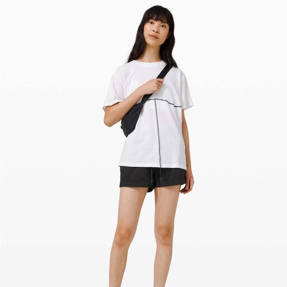 Lululemon Spring Break Away Short *4-way Stretch 3"
Black size 2 - Picture 3 of 10